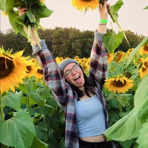 Meet your Posher, Camille